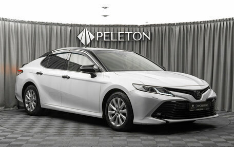Toyota Camry, 2019 год, 3 000 000 рублей, 2 фотография