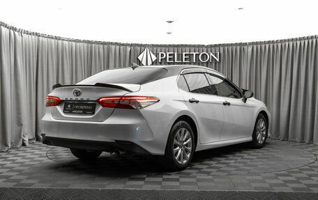 Toyota Camry, 2019 год, 3 000 000 рублей, 5 фотография
