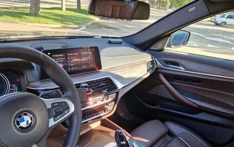 BMW 5 серия, 2017 год, 4 300 000 рублей, 27 фотография