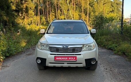 Subaru Forester, 2010 год, 890 000 рублей, 1 фотография