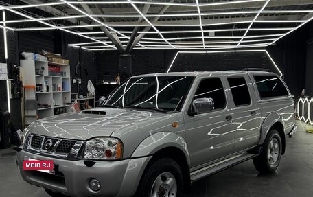 Nissan NP300, 2012 год, 1 250 000 рублей, 4 фотография
