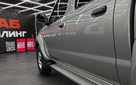 Nissan NP300, 2012 год, 1 250 000 рублей, 12 фотография