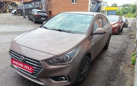 Hyundai Solaris II рестайлинг, 2018 год, 960 000 рублей, 2 фотография