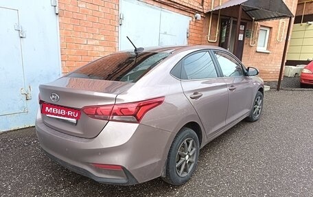 Hyundai Solaris II рестайлинг, 2018 год, 960 000 рублей, 4 фотография