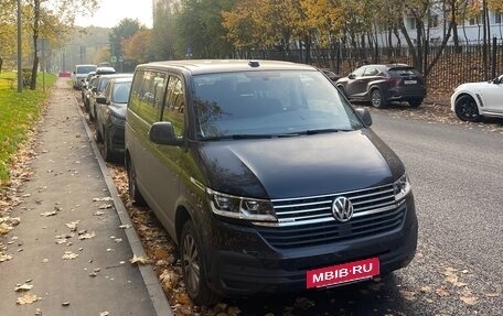 Volkswagen Caravelle T6 рестайлинг, 2022 год, 9 950 000 рублей, 4 фотография