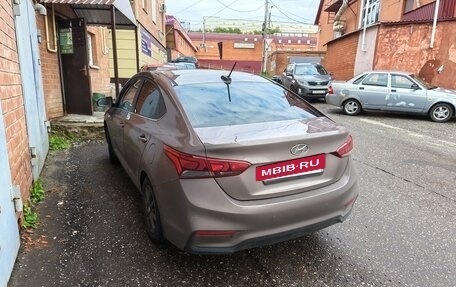 Hyundai Solaris II рестайлинг, 2018 год, 960 000 рублей, 3 фотография