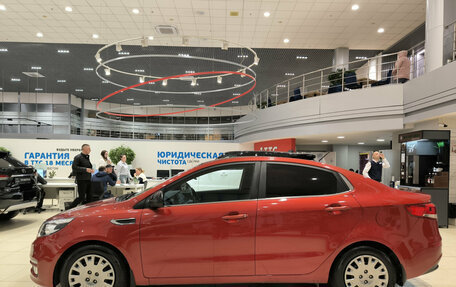 KIA Rio III рестайлинг, 2016 год, 950 000 рублей, 10 фотография