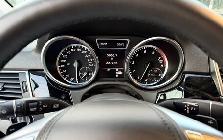 Mercedes-Benz M-Класс, 2012 год, 2 200 000 рублей, 12 фотография