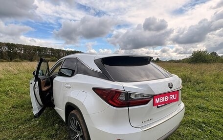Lexus RX IV рестайлинг, 2018 год, 4 100 000 рублей, 7 фотография