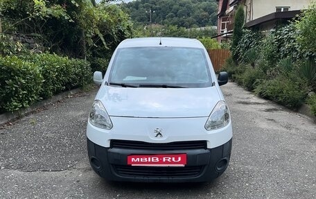 Peugeot Partner II рестайлинг 2, 2012 год, 550 000 рублей, 3 фотография