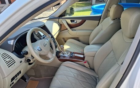 Infiniti QX70, 2017 год, 3 200 000 рублей, 4 фотография