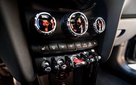 MINI Hatch, 2020 год, 3 300 000 рублей, 19 фотография