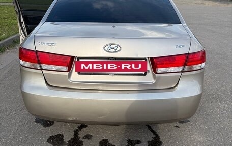 Hyundai Sonata VI, 2007 год, 500 000 рублей, 6 фотография