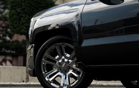 Chevrolet Silverado, 2017 год, 7 700 000 рублей, 4 фотография