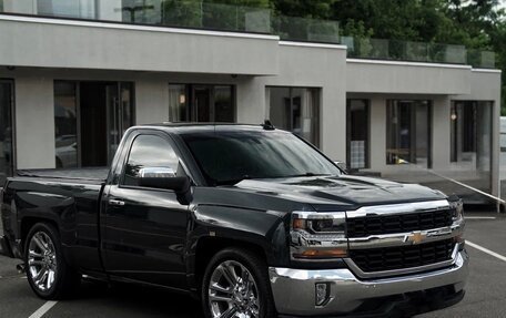 Chevrolet Silverado, 2017 год, 7 700 000 рублей, 7 фотография