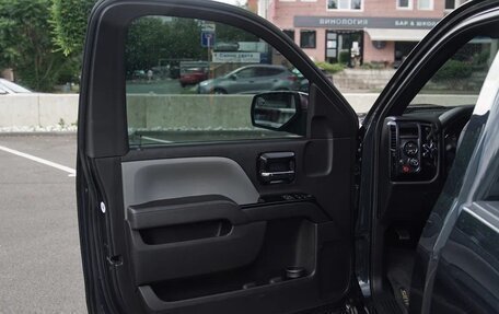 Chevrolet Silverado, 2017 год, 7 700 000 рублей, 33 фотография