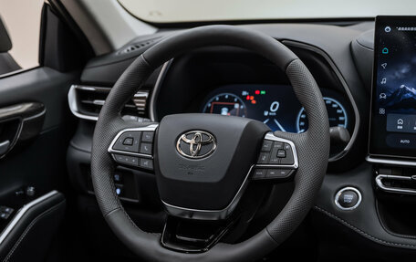Toyota Highlander, 2026 год, 5 275 000 рублей, 10 фотография