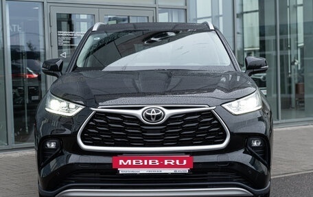 Toyota Highlander, 2025 год, 5 600 000 рублей, 3 фотография