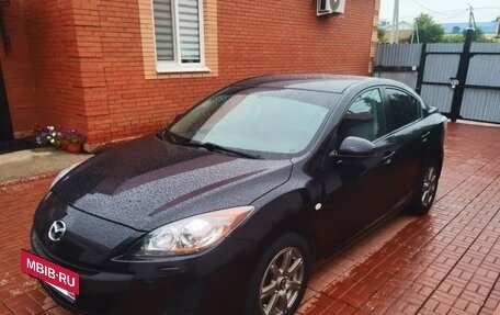 Mazda 3, 2011 год, 910 000 рублей, 2 фотография