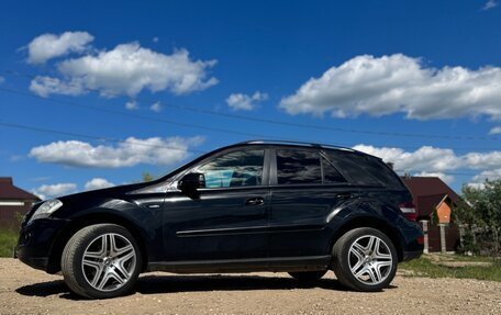 Mercedes-Benz M-Класс, 2011 год, 1 650 000 рублей, 4 фотография