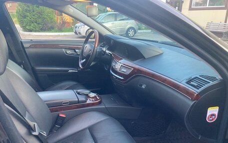 Mercedes-Benz S-Класс, 2008 год, 1 300 000 рублей, 2 фотография