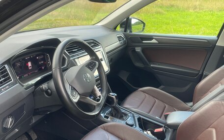 Volkswagen Tiguan II, 2021 год, 2 400 000 рублей, 10 фотография