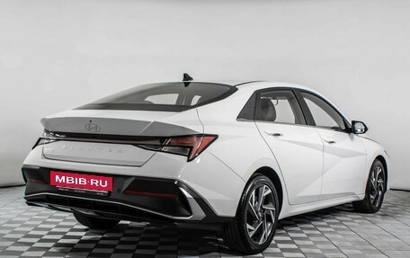 Hyundai Elantra, 2024 год, 2 565 000 рублей, 17 фотография