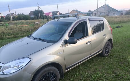 Renault Sandero I, 2013 год, 650 000 рублей, 1 фотография