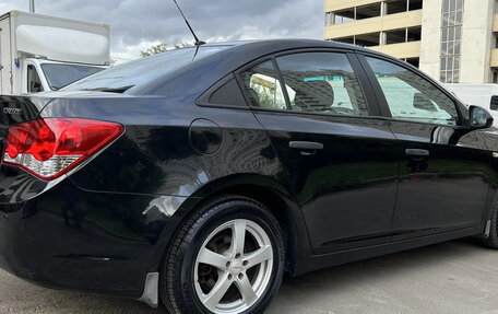 Chevrolet Cruze II, 2010 год, 750 000 рублей, 1 фотография
