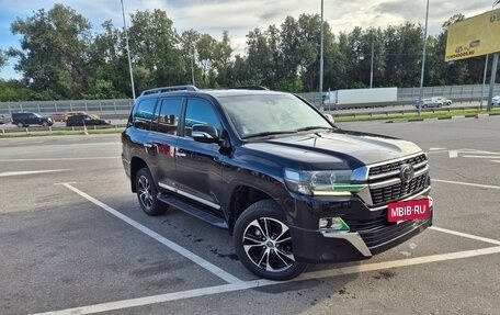 Toyota Land Cruiser 200, 2020 год, 11 000 000 рублей, 3 фотография