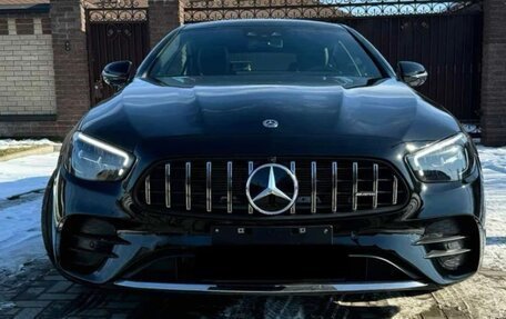 Mercedes-Benz E-Класс, 2019 год, 5 500 000 рублей, 15 фотография