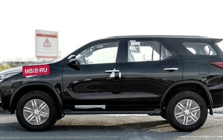 Toyota Fortuner II, 2026 год, 4 900 006 рублей, 3 фотография