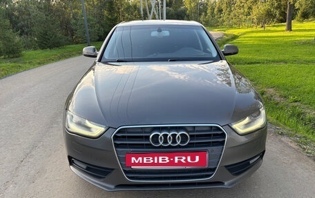 Audi A4, 2013 год, 1 300 000 рублей, 23 фотография