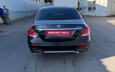 Mercedes-Benz E-Класс, 2019 год, 3 600 000 рублей, 8 фотография