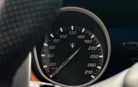 Maserati Levante I, 2020 год, 5 980 000 рублей, 12 фотография