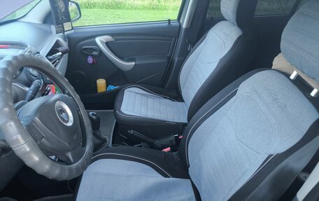 Renault Sandero I, 2013 год, 650 000 рублей, 5 фотография