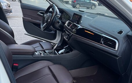 BMW 1 серия, 2021 год, 2 290 000 рублей, 22 фотография