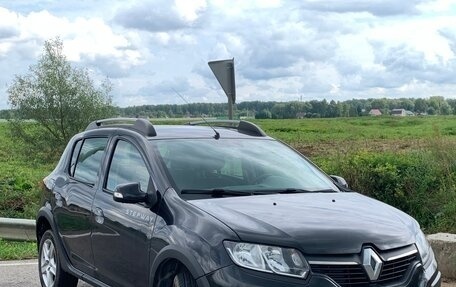 Renault Sandero II рестайлинг, 2016 год, 730 000 рублей, 3 фотография