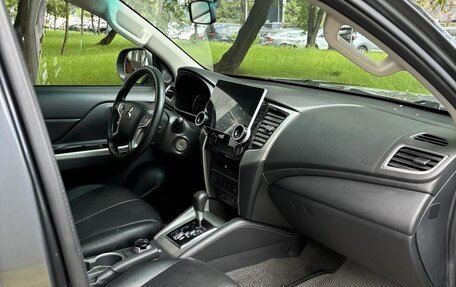 Mitsubishi L200 IV рестайлинг, 2022 год, 3 670 000 рублей, 9 фотография