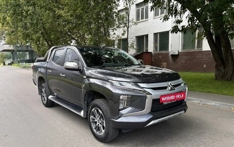 Mitsubishi L200 IV рестайлинг, 2022 год, 3 670 000 рублей, 6 фотография