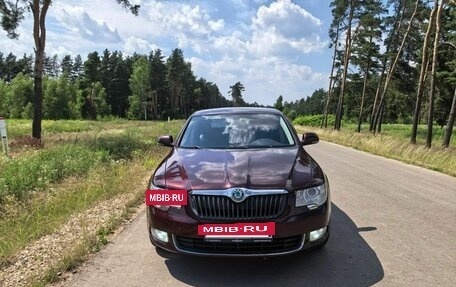 Skoda Superb III рестайлинг, 2010 год, 850 000 рублей, 3 фотография