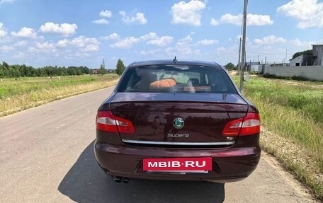 Skoda Superb III рестайлинг, 2010 год, 850 000 рублей, 7 фотография