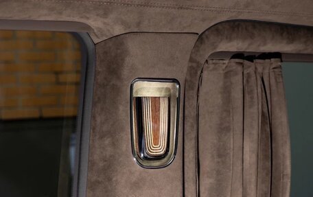 Mercedes-Benz V-Класс, 2024 год, 23 000 000 рублей, 24 фотография