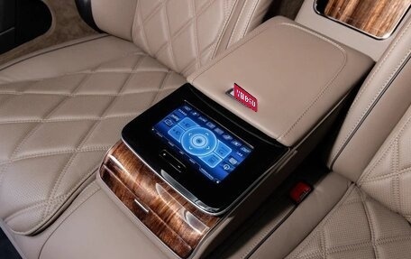 Mercedes-Benz V-Класс, 2024 год, 23 000 000 рублей, 20 фотография