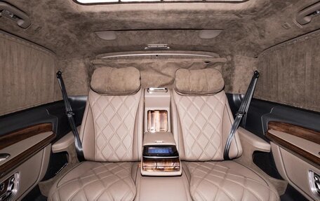 Mercedes-Benz V-Класс, 2024 год, 23 000 000 рублей, 31 фотография