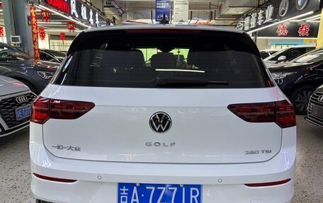 Volkswagen Golf VIII, 2021 год, 2 146 000 рублей, 4 фотография