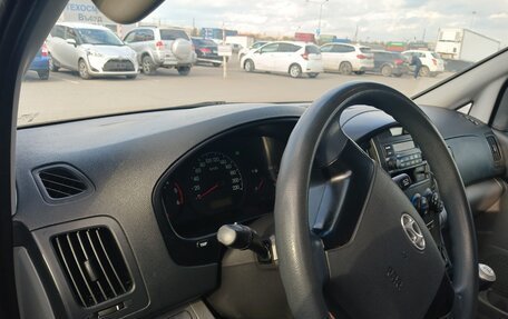 Hyundai Grand Starex Grand Starex I рестайлинг 2, 2011 год, 1 500 000 рублей, 7 фотография
