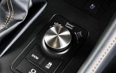 Lexus RC I рестайлинг, 2024 год, 11 200 000 рублей, 18 фотография