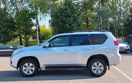 Toyota Land Cruiser Prado 150 рестайлинг 2, 2011 год, 2 650 000 рублей, 8 фотография