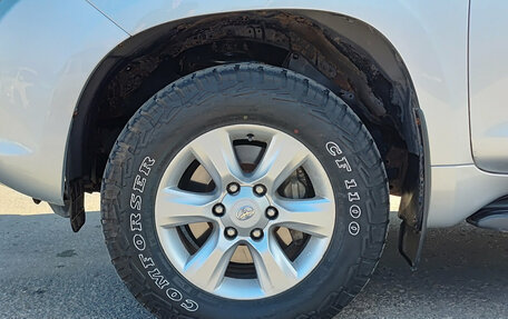 Toyota Land Cruiser Prado 150 рестайлинг 2, 2011 год, 2 650 000 рублей, 18 фотография